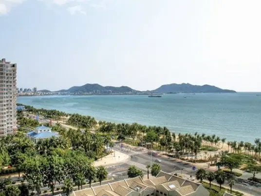 Hainan - za sluncem na čínskou Havaj