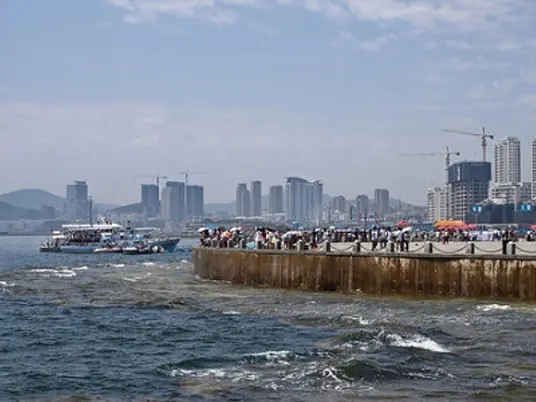 Dalian nabízí koupání ve Žlutém moři