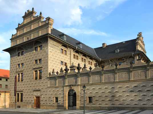 Schwarzenberský palác