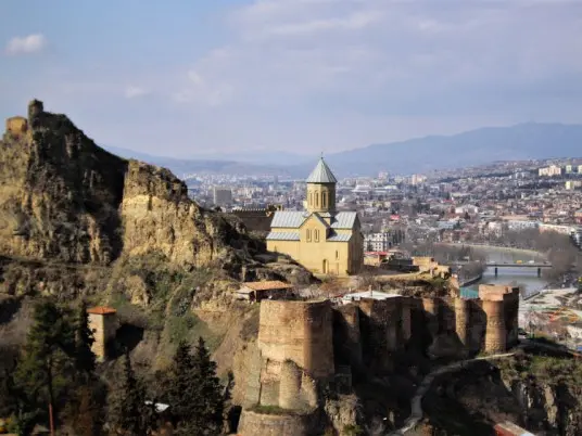 Tbilisi – jedna ze zastávek Hedvábné stezky
