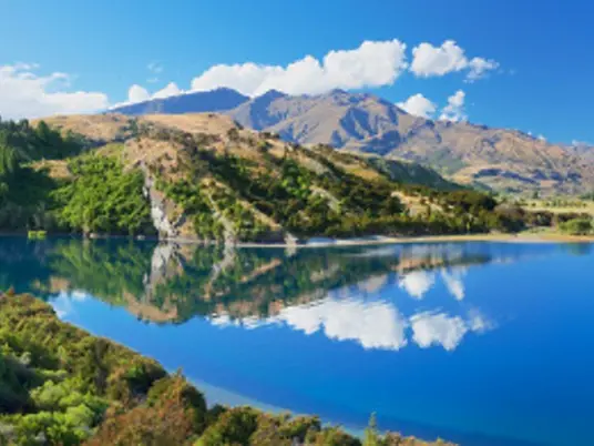Wanaka – kde víno zraje pod zasněženými štíty